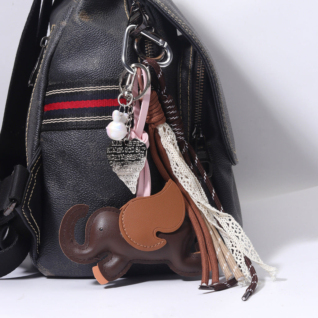 爆款包挂义乌现货diy包包小飞象PU包挂miu系包挂绳子手机链配饰