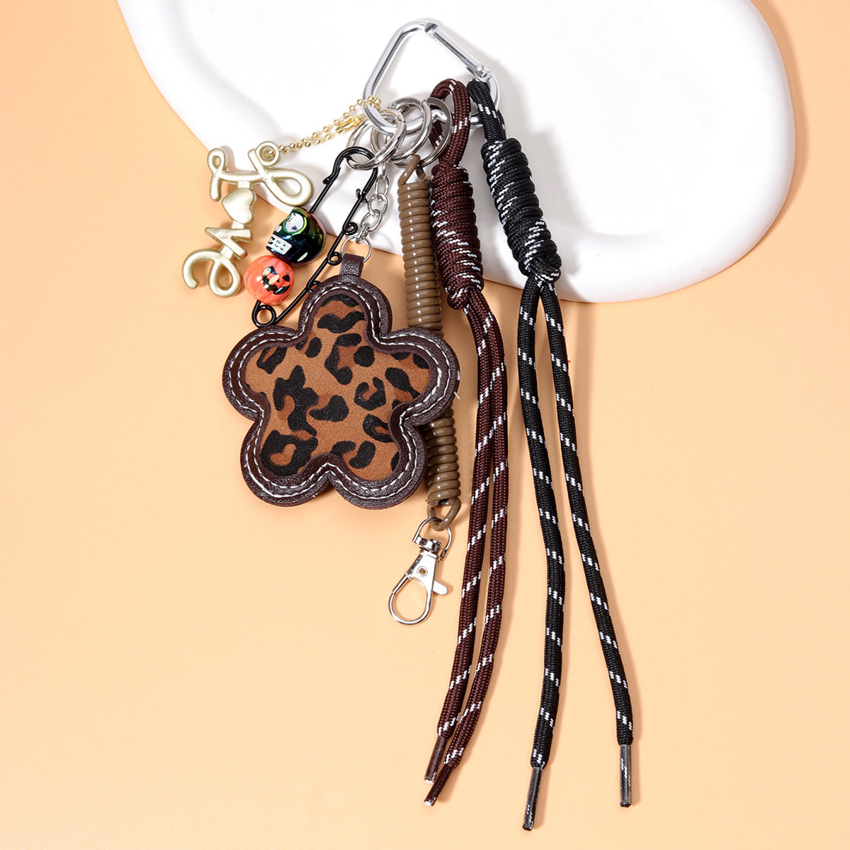 工厂原创diy包包挂件PU皮革五角星挂件亚克力桃心纽扣串珠编织绳