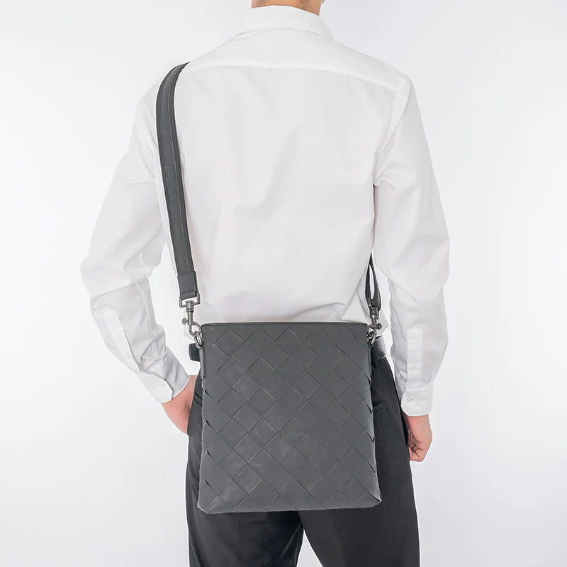 X&BV真皮男包单肩包时尚休闲竖款小背包编织男士包包商务男斜挎包