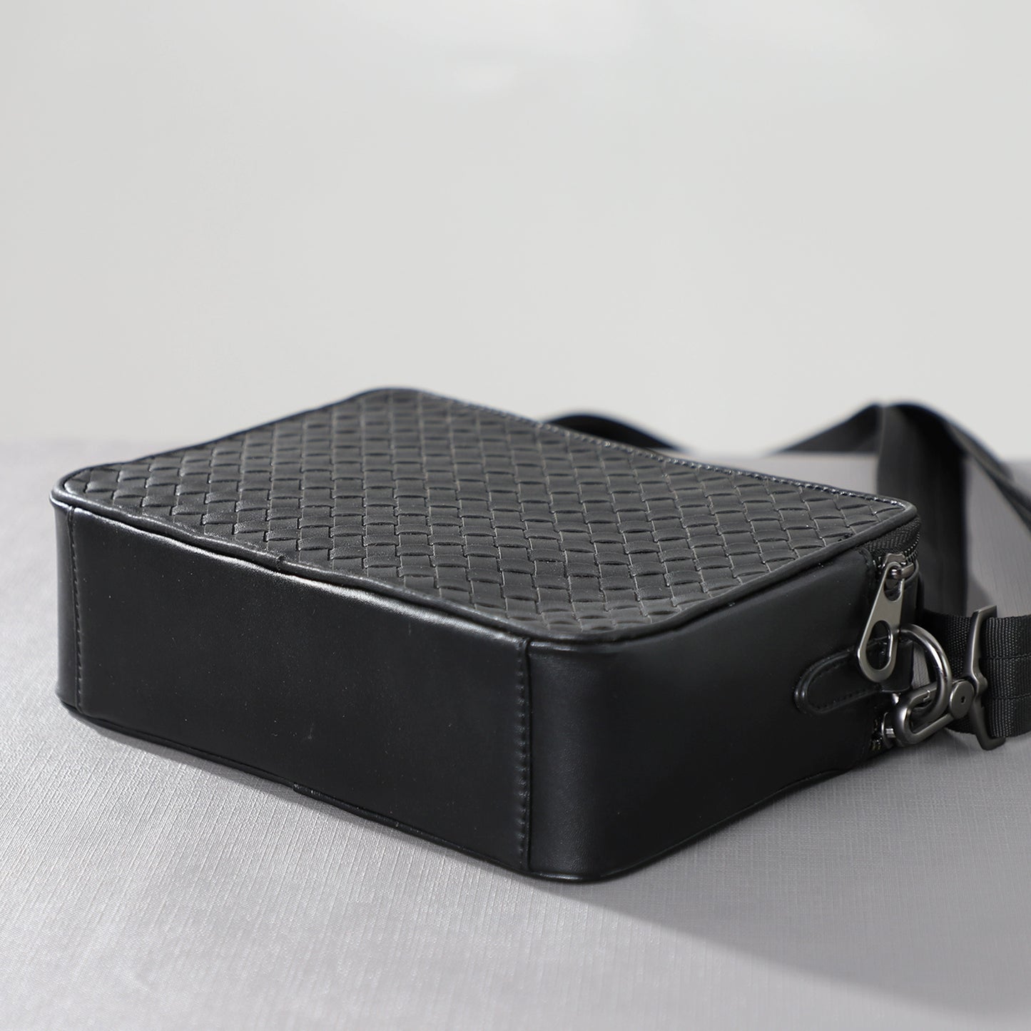 X&BV男士手提包真皮休闲时尚双拉链编织男包单肩斜挎包商务公文包