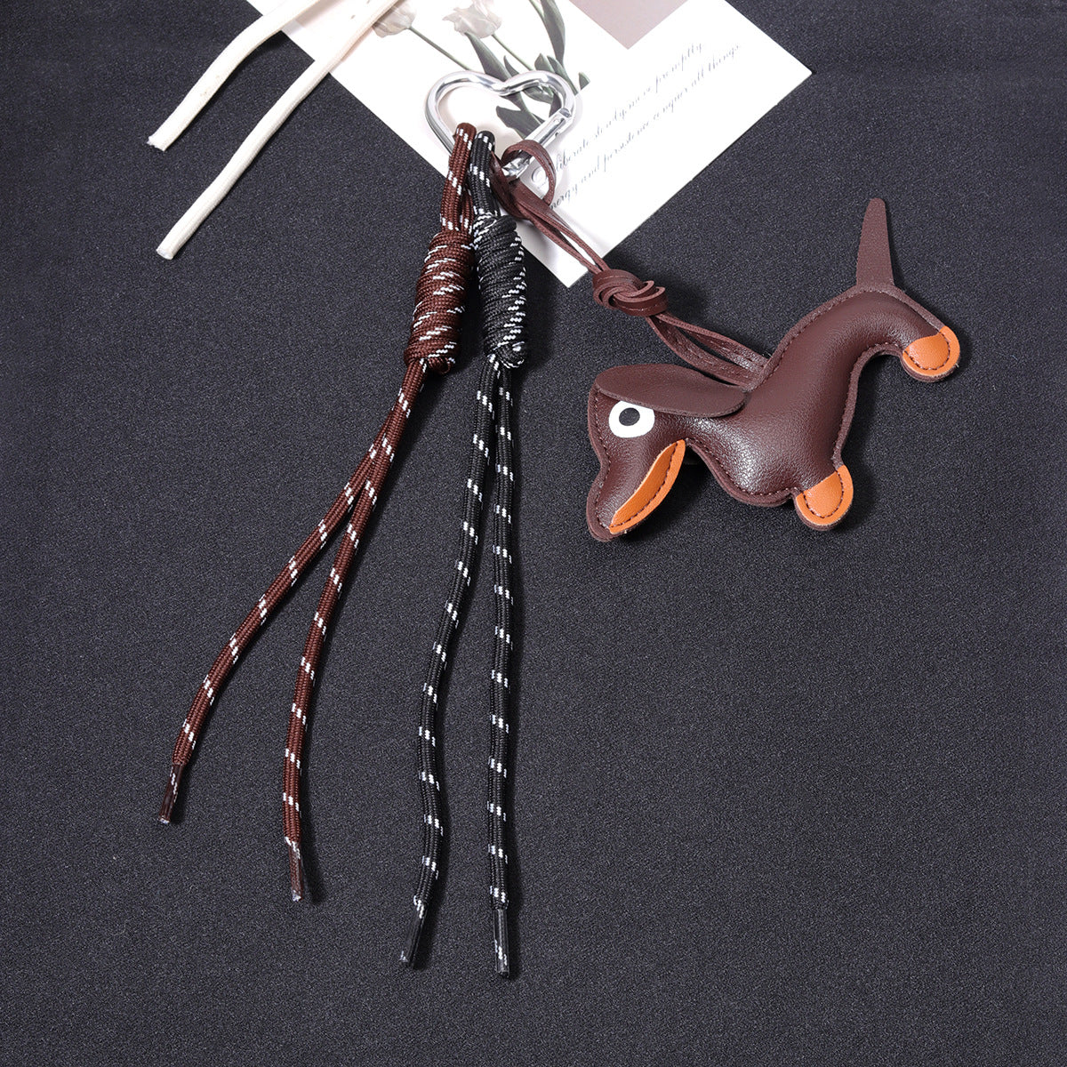 跨境热销腊肠狗钥匙扣高级感编织绳巧克力包包挂件狗狗钥匙扣