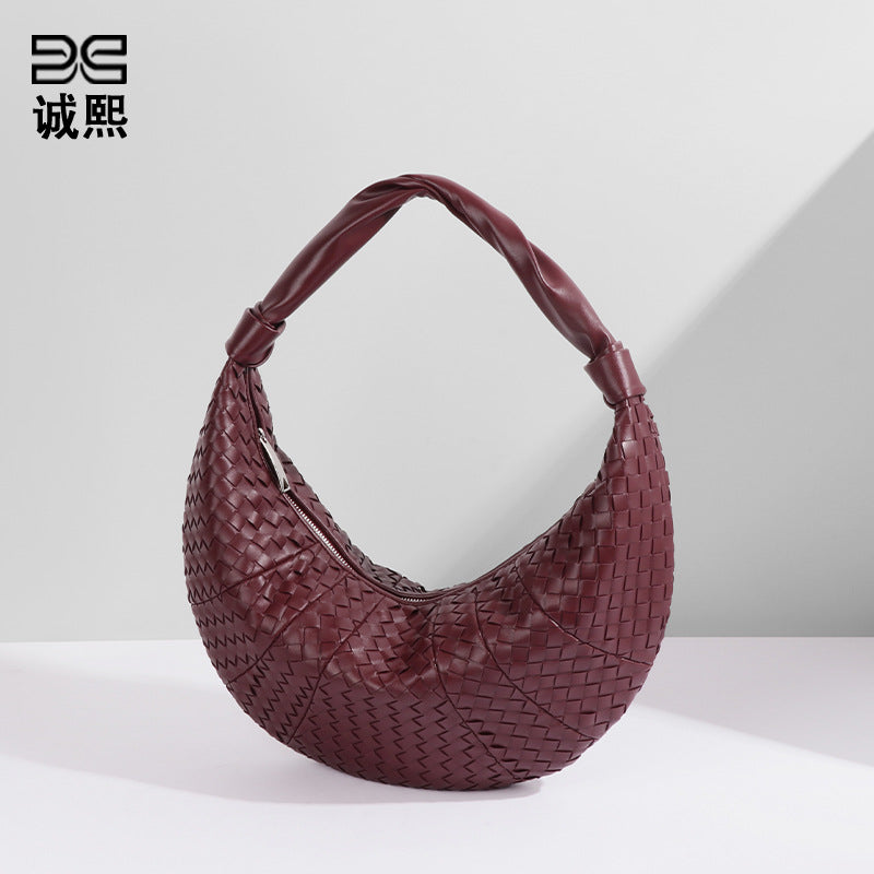 亚马逊热销牛角编织月牙包时尚手拎复古饺子包小众新款单肩腋下包