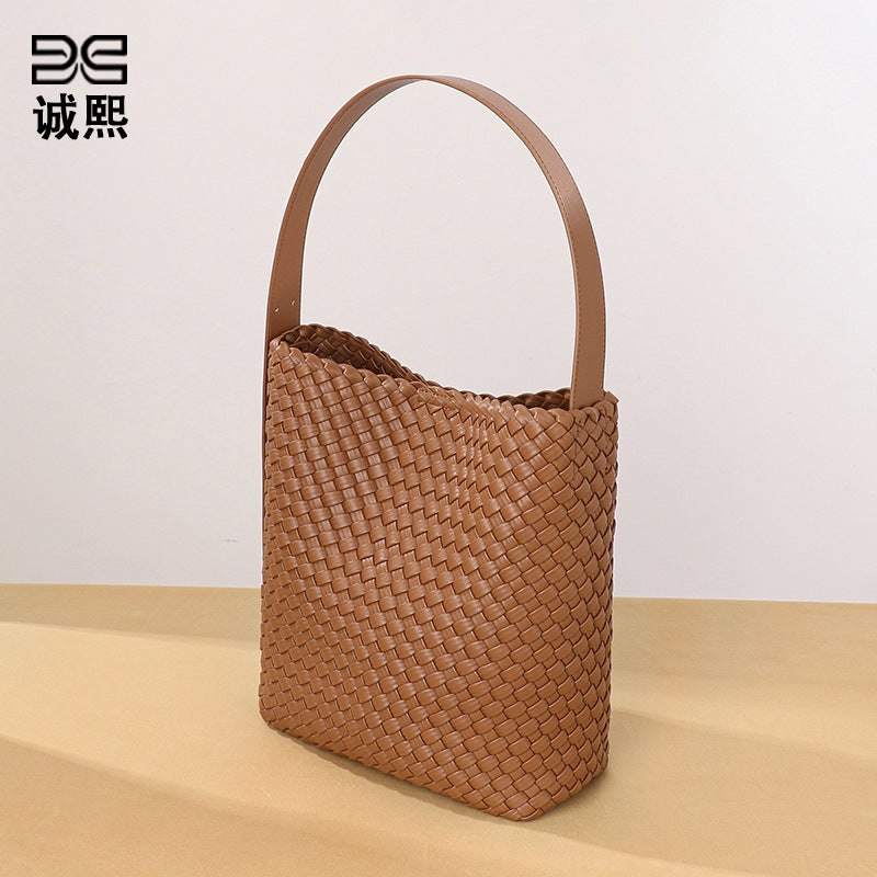 2025秋冬新款大容量水桶包编织女包单肩腋下包韩版潮流子母托特包