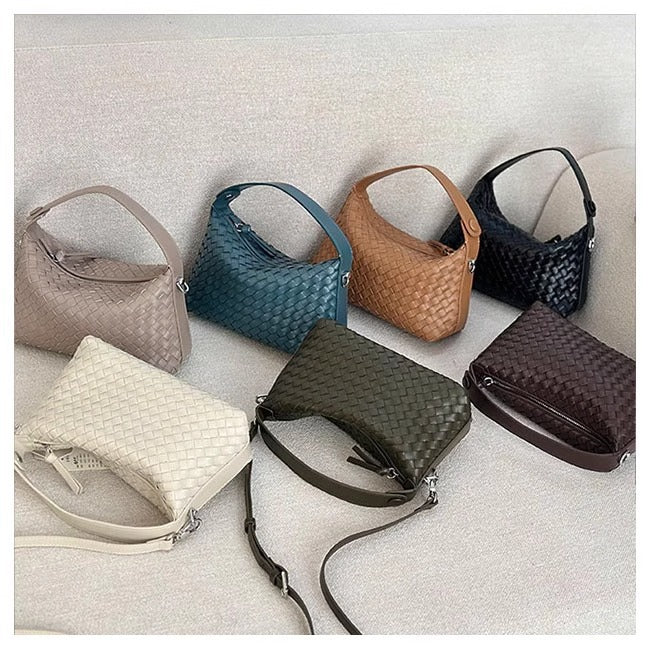 亚马逊小众真皮编织饺子包牛皮流浪风斜挎包女枕头包手拎包批发