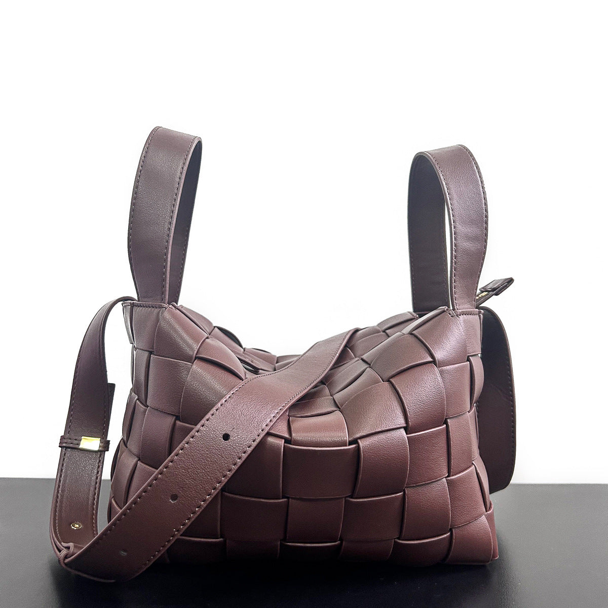 包包女包手工编织头层牛皮高档优雅时尚大容量通勤外出手提单肩包