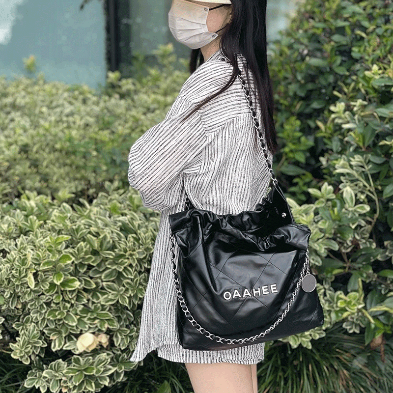 小香黑银垃圾袋包2023新款真皮托特包高级感大容量单肩菱格链条包