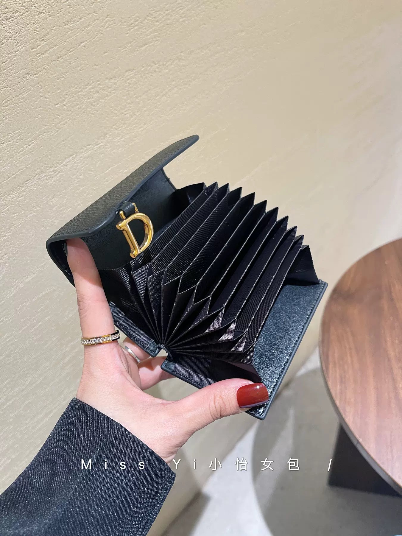 真皮卡包女式小巧精致高档手掌纹卡片包零钱包防盗刷防消磁证件包