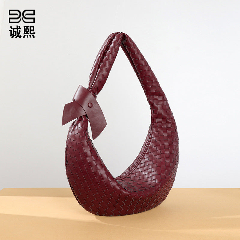 韩版新品大容量单肩斜挎女包时尚手工编织包包复古休闲潮流饺子包