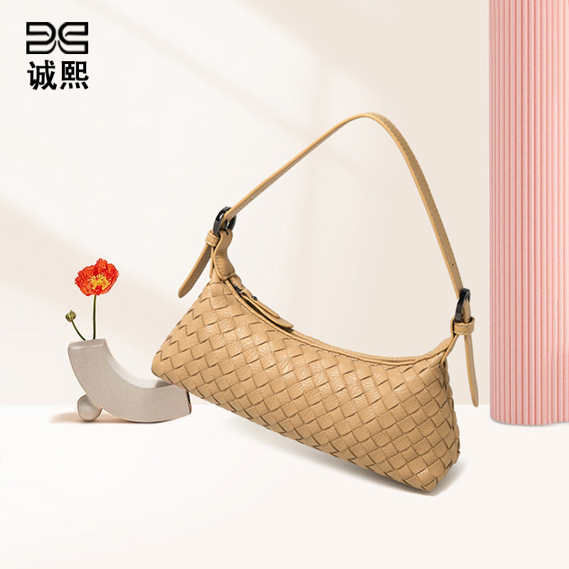 简约百搭手工编织包纯色单肩腋下包时尚潮流法棍包女士斜跨饺子包