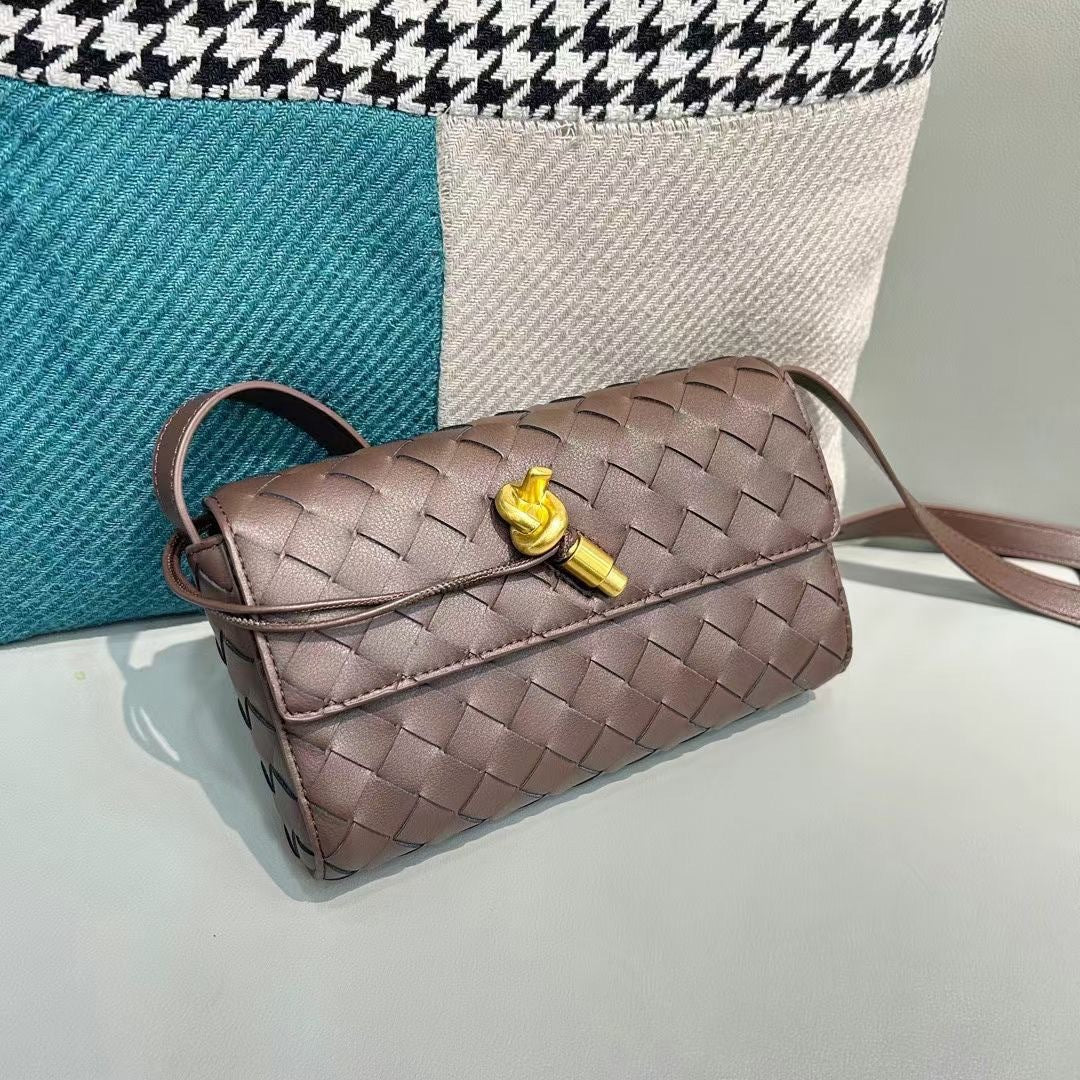 欧美时尚真皮小方包2023新款高档牛皮编织包简约单肩斜挎女士包包