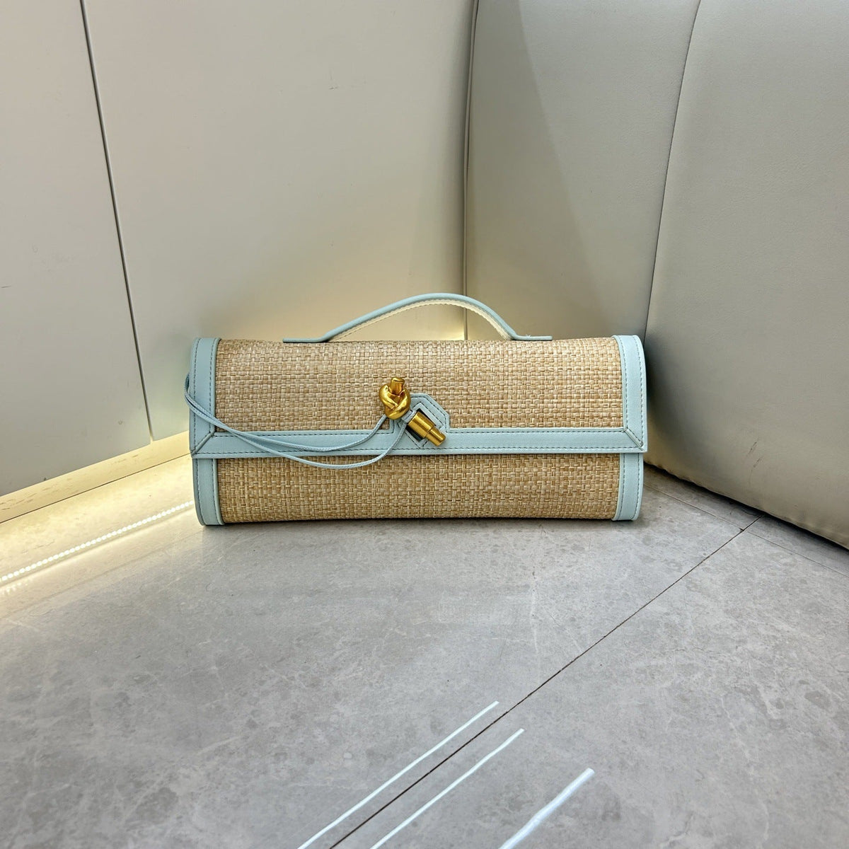 仿草编纹理超纤皮法棍包插扣手拿包外贸跨境晚宴包百搭手提包包女
