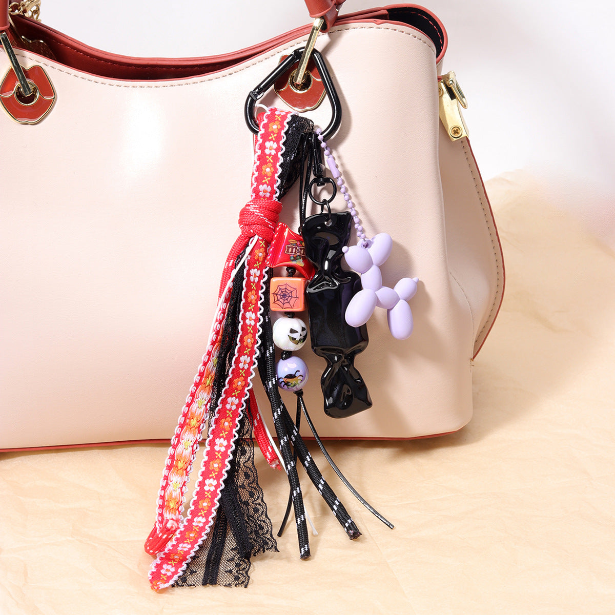 跨境热销万圣节组合挂绳多元素DIY挂件跨境节日装饰派对礼品挂链