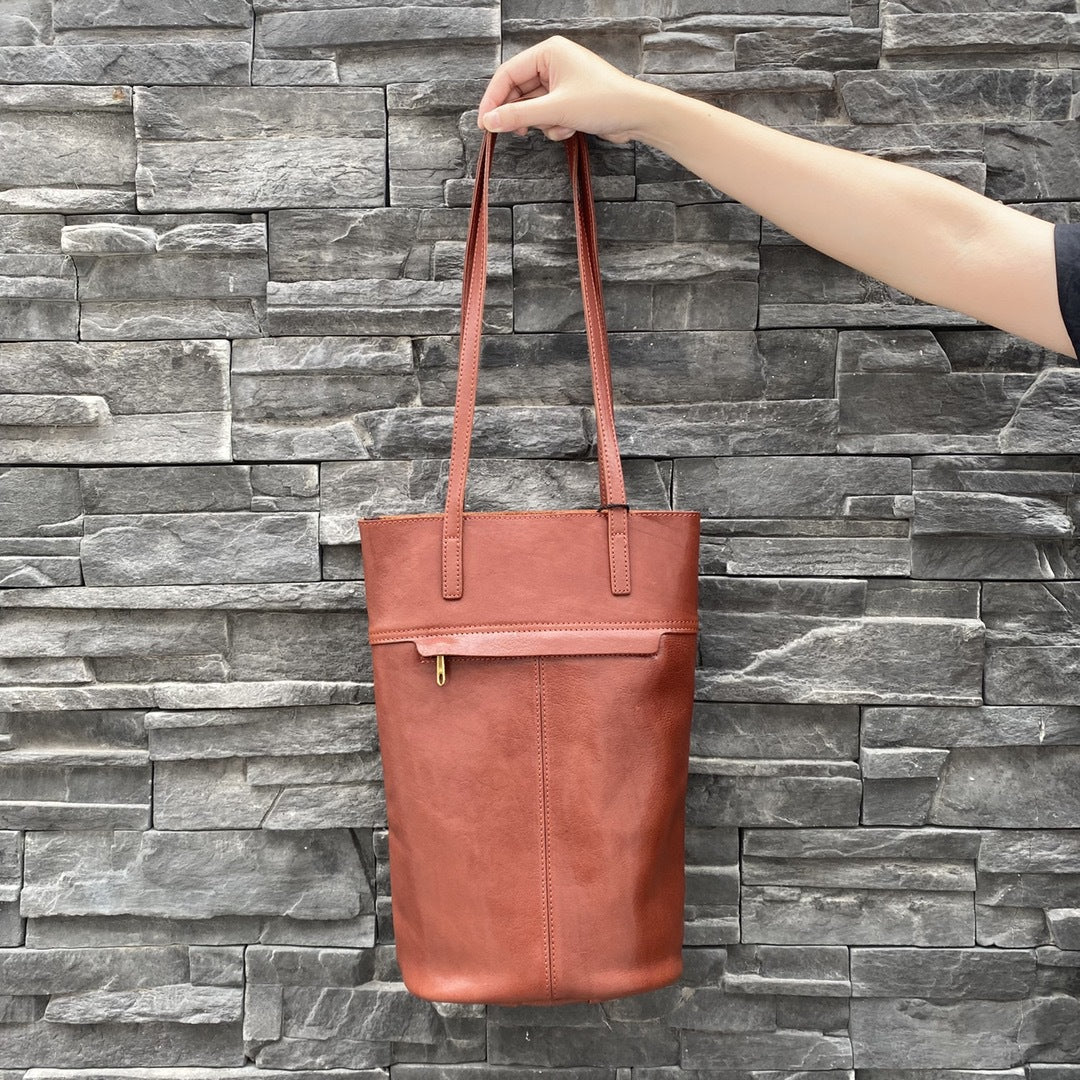 植鞣牛皮ins风慵懒复古通勤水桶托特包真皮百搭大容量单肩包 代发