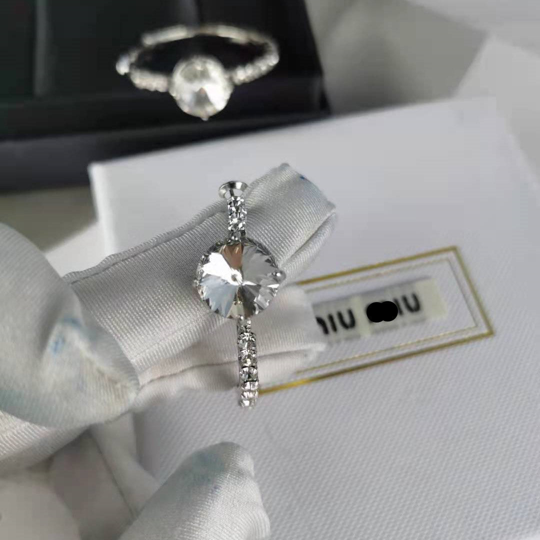 缪家新款满钻大耳圈减龄个性冷淡风耳饰女潮锆石hoop圈式耳环