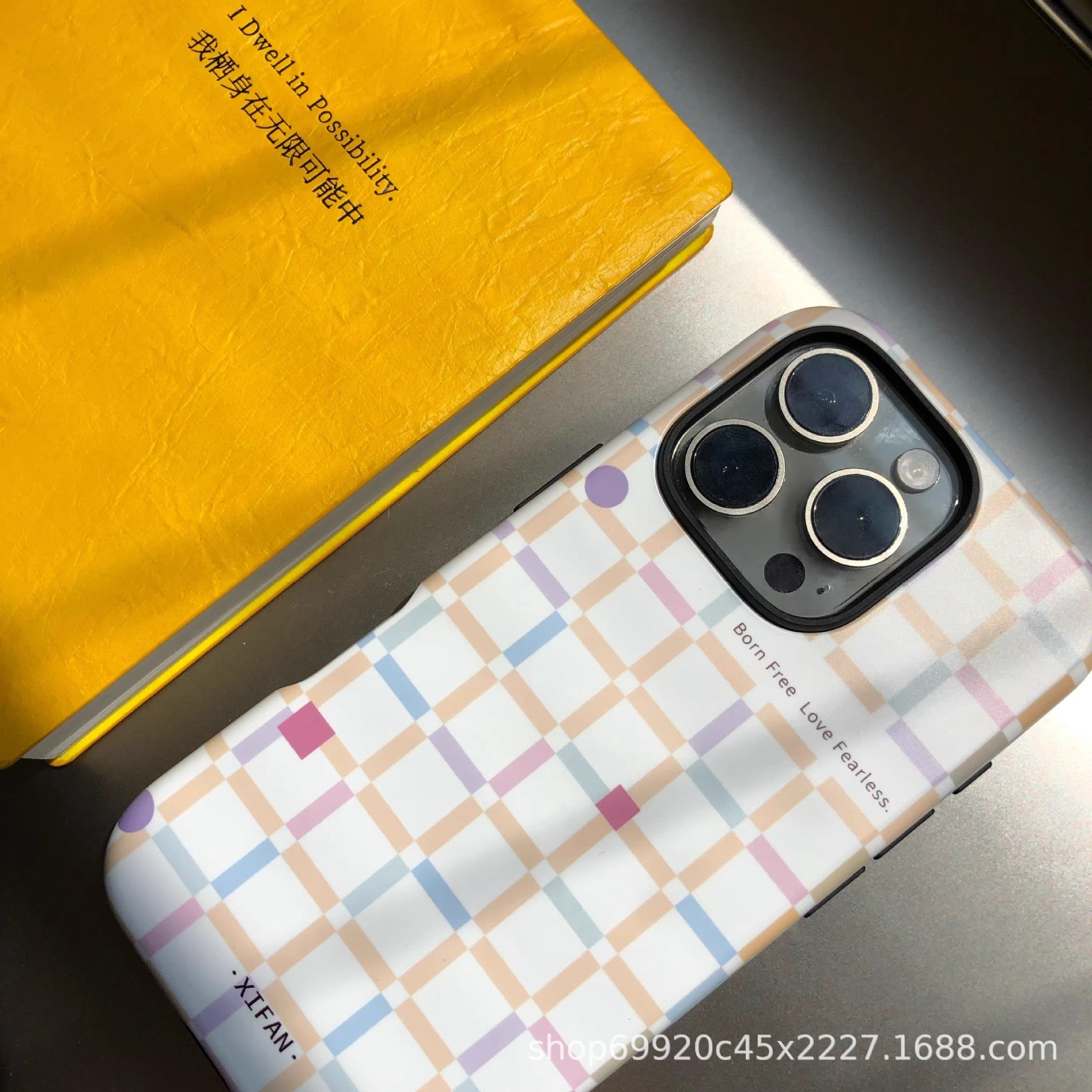 高级感线条格纹适用苹果17Promax手机壳爆款iPhone16磁吸15菲林壳