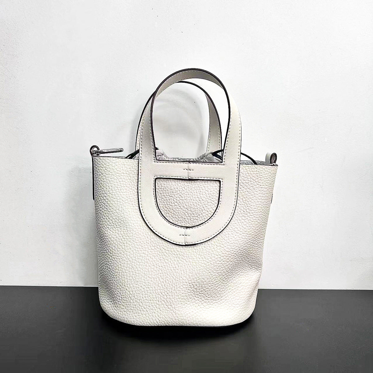 头层牛皮猪鼻子菜篮子包女手提水桶包大容量真皮单肩斜挎包轻奢