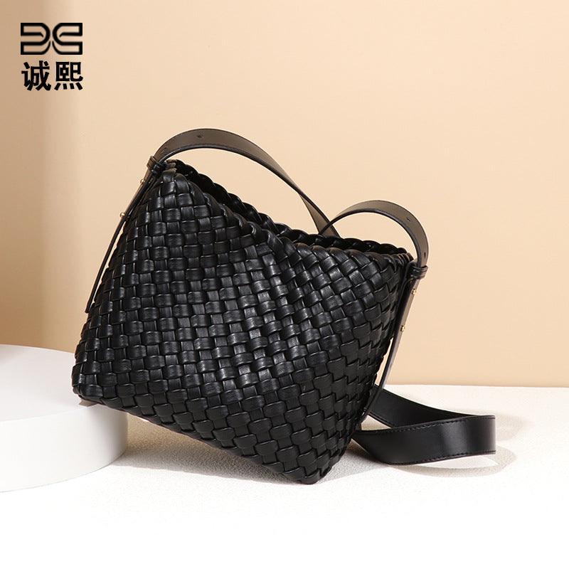 高级感百搭编织水桶包大容量两件套菜篮子母包手提包单肩腋下女包