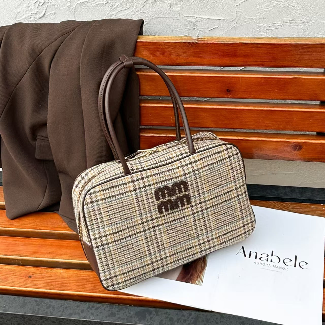 小设计大容量公文包2024新款复古美拉德手提斜挎大包气质单肩包