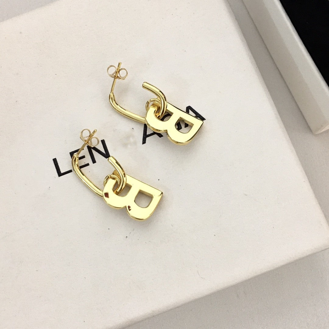 BV新款耳环微镶满钻欧美ins简约冷淡风网红个性耳饰女B字母耳钉