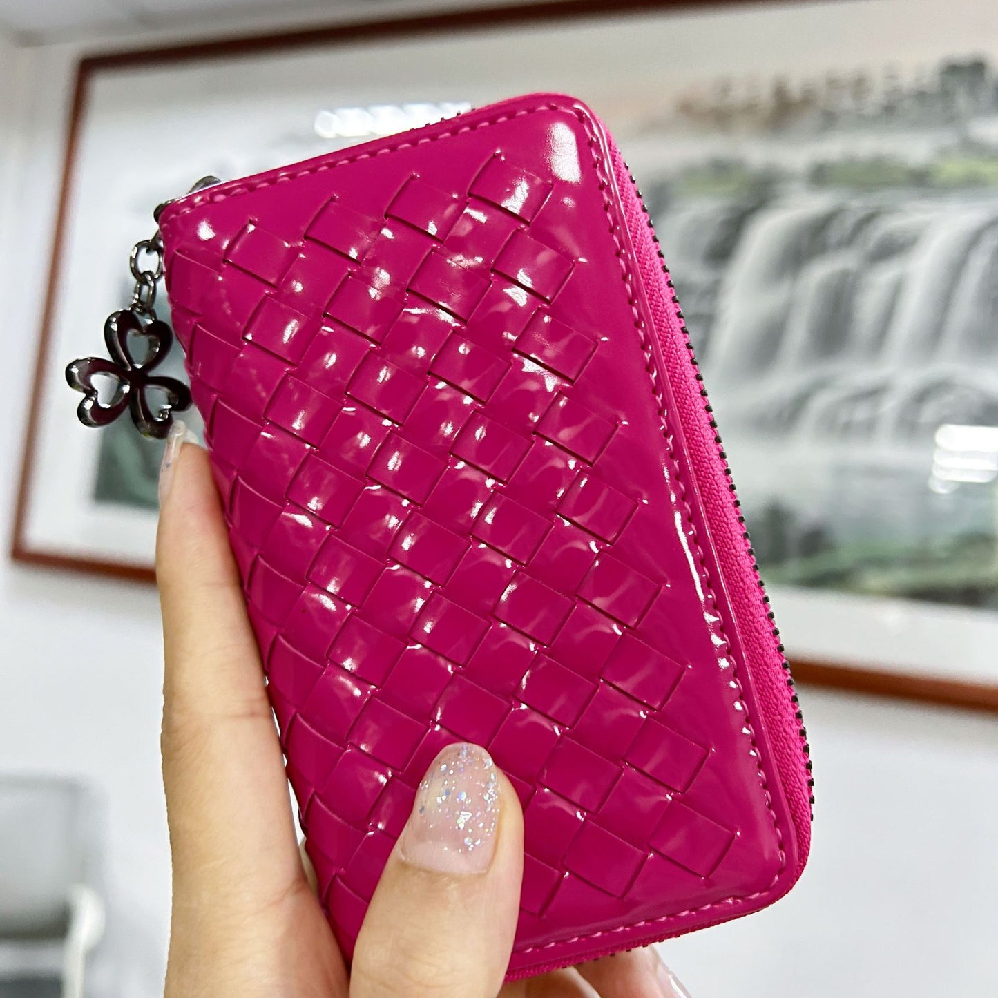 迷你小香风口红包斜跨菱格链条女2024新款潮洋气带镜子补妆小包包