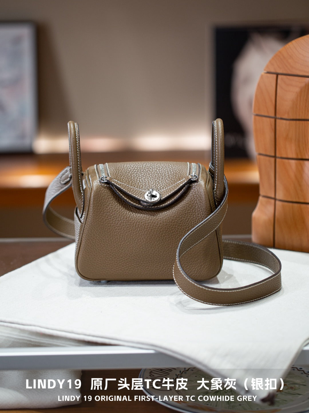 包包2025新款女包琳迪包真皮女包医生包包单肩手提斜挎枕头药箱包