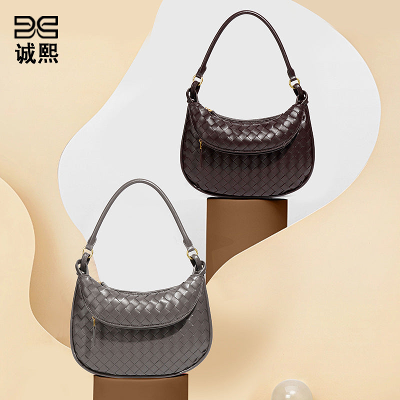 高级感通勤单肩斜跨包个性洋手提月牙包时尚潮流复古编织腋下女包