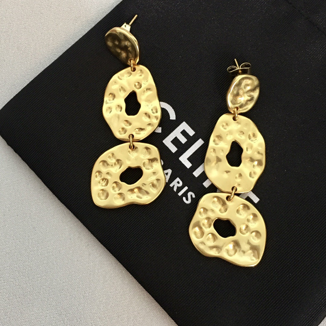 赛林家23新款三环耳钉女高级感气质欧美风黄铜镀金不规则圆片耳环