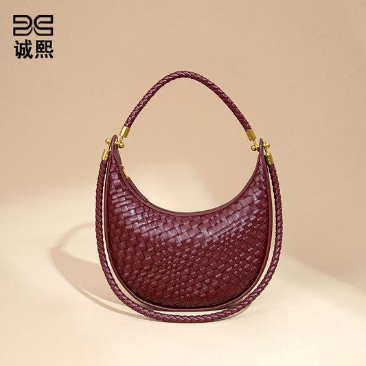 新款手工编织女包个性百搭月牙包手提高级感新月饺子包单肩腋下包