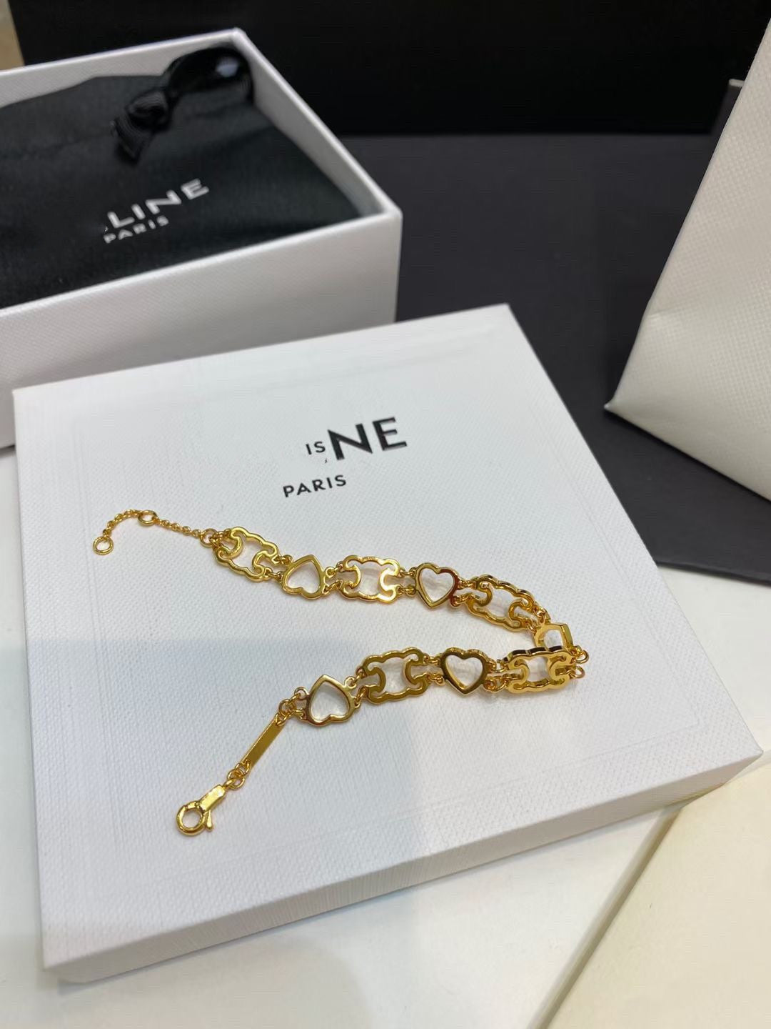 CELI风22新款520凯旋门心形项链女高级感光面气质镂空COKER锁骨链