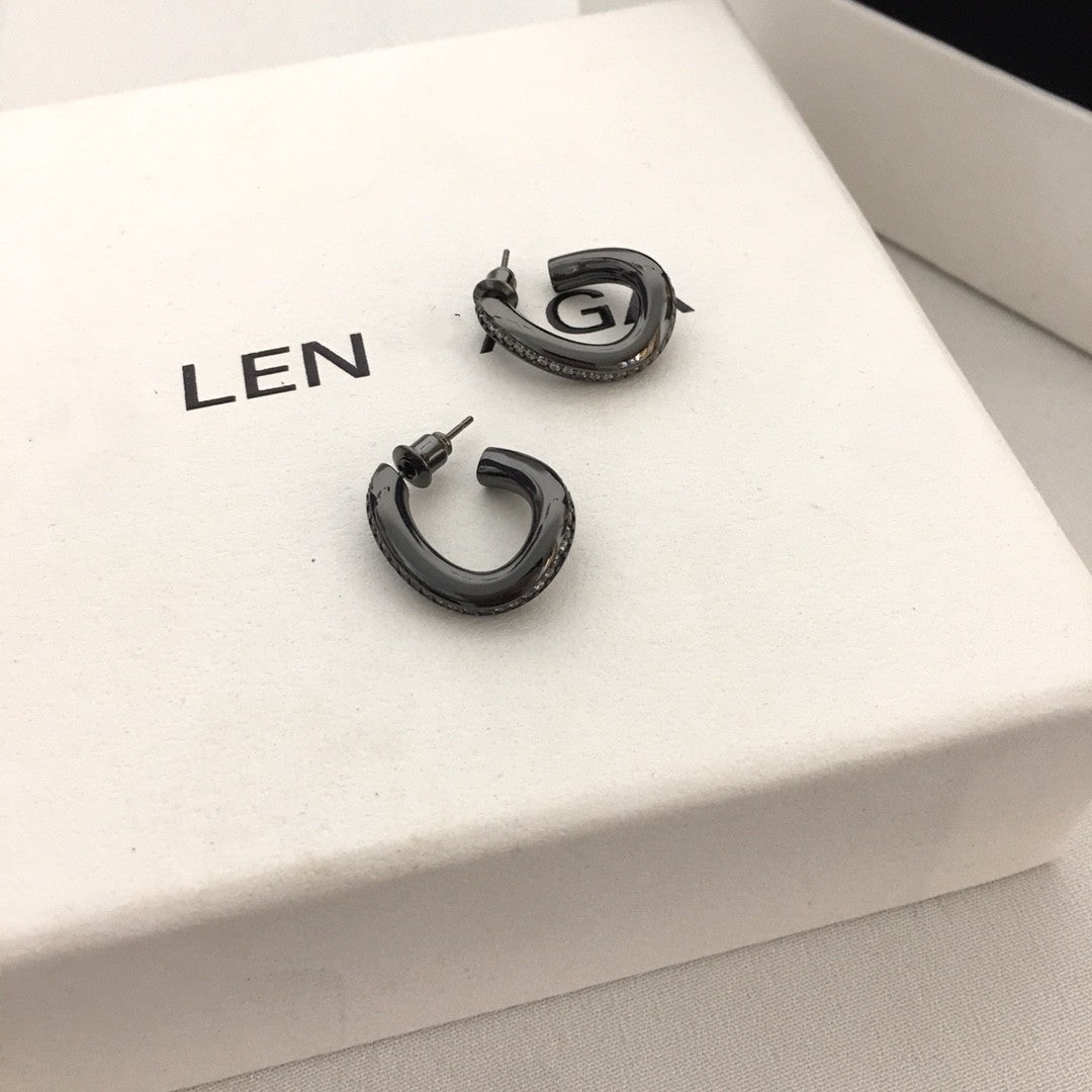 巴黎家21新款BB枪黑色U形不规则耳钉女高级感气质镶钻几何形耳环