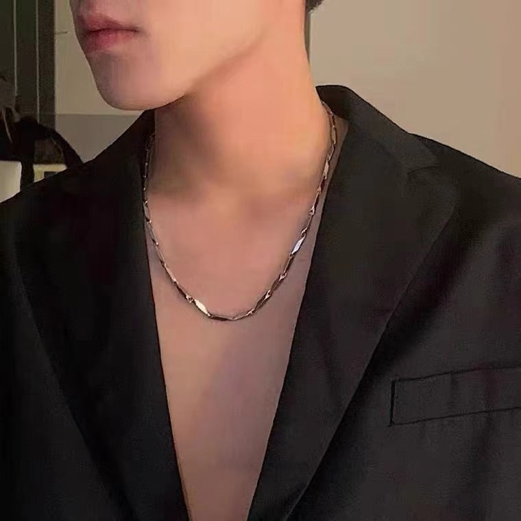 双十字架吊坠项链男女高级小众设计配饰轻奢嘻哈辣妹潮流锁骨链