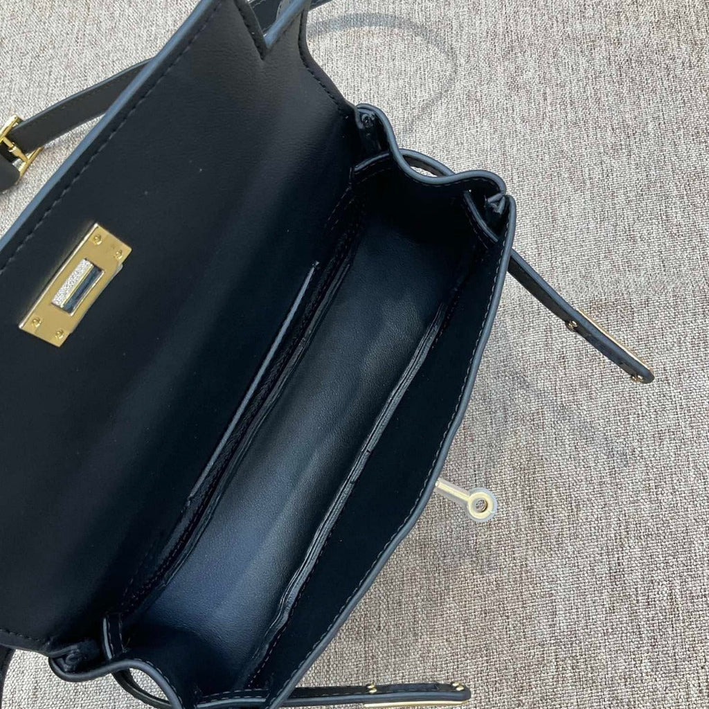 2024新款网红同款凯莉汤圆包饺子包迷你单肩斜挎真皮女腰包马鞍包