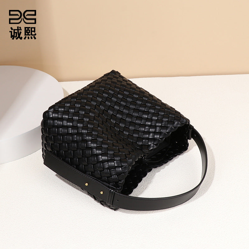 高级感百搭编织水桶包大容量两件套菜篮子母包手提包单肩腋下女包