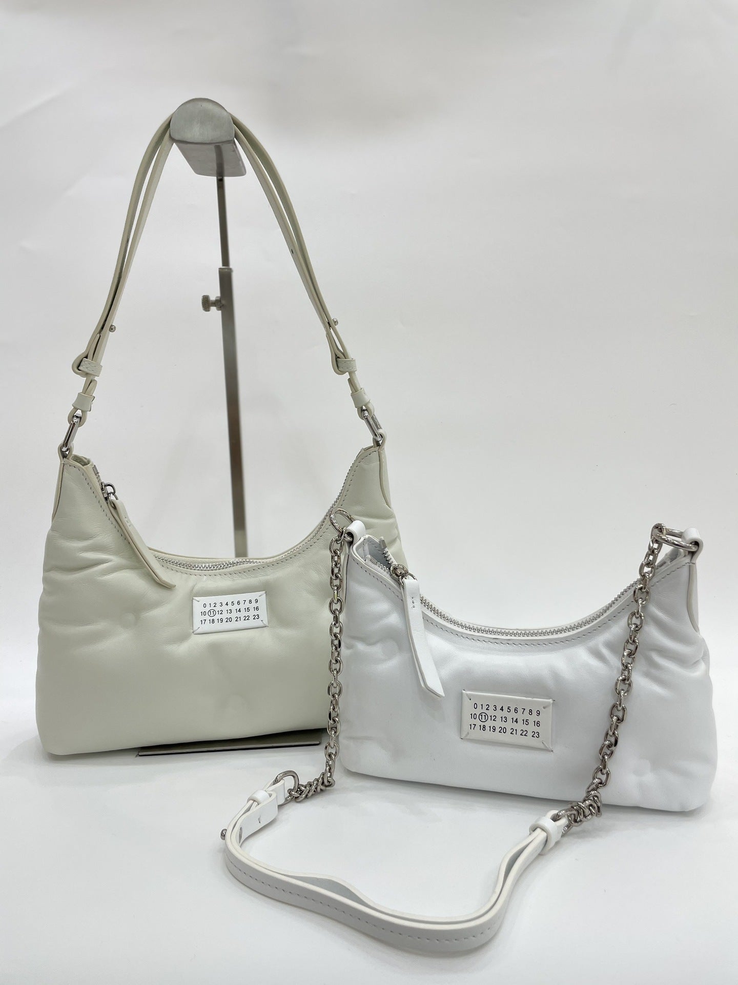 小众设计云朵褶皱羊皮饺子包女春夏新款链条数字女包单肩腋下包