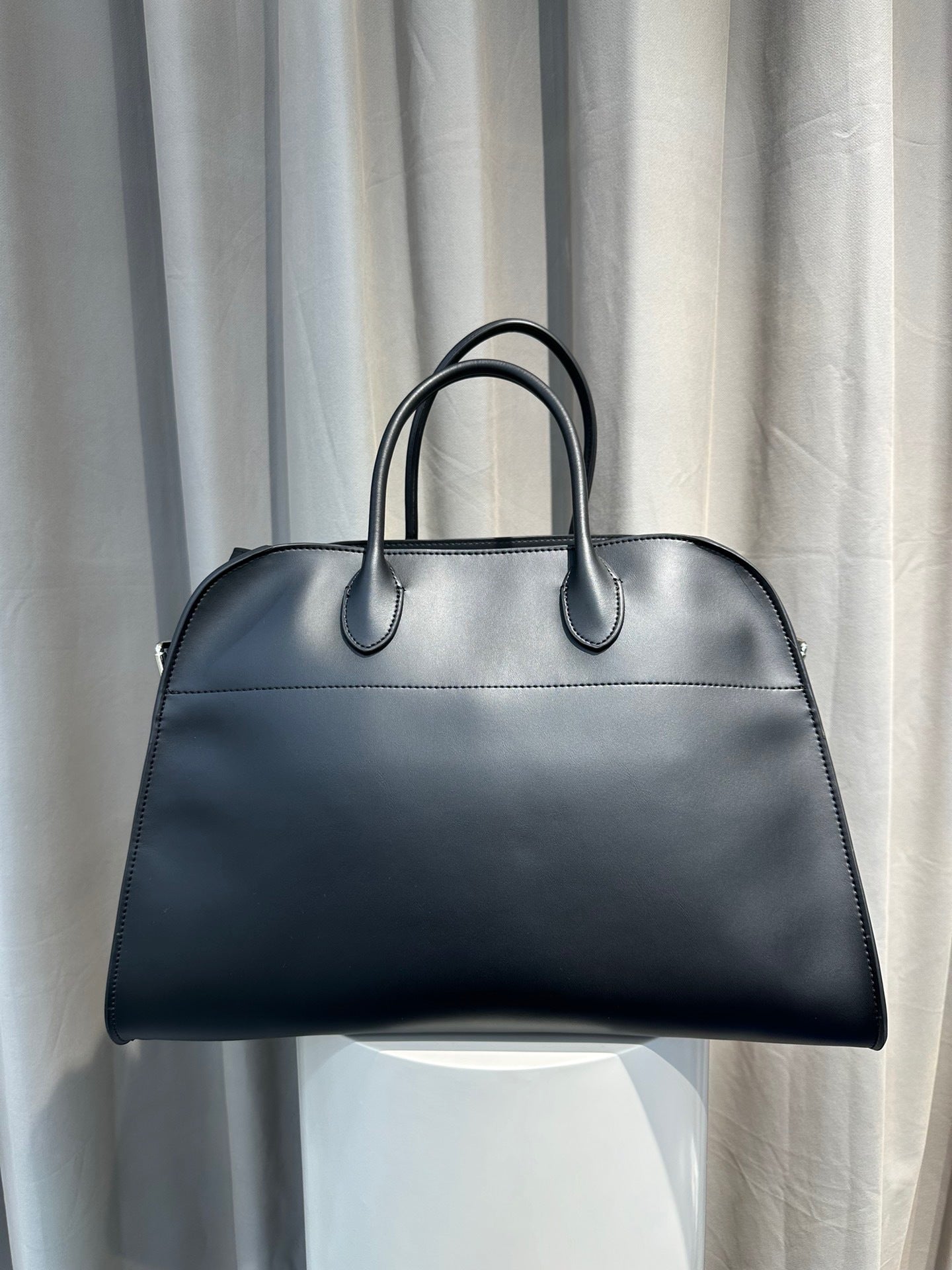 托特包包女士2024新款潮高级感黑色大容量手提公文包春夏通勤大包