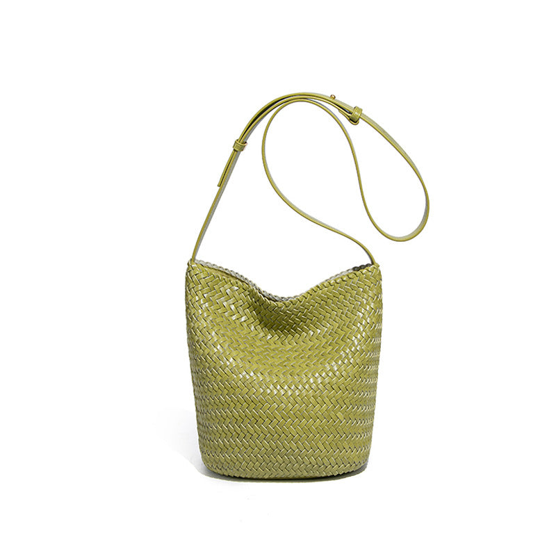 亚马逊爆品2025新款手工编织包时尚百搭水桶包日常通勤斜挎包女包