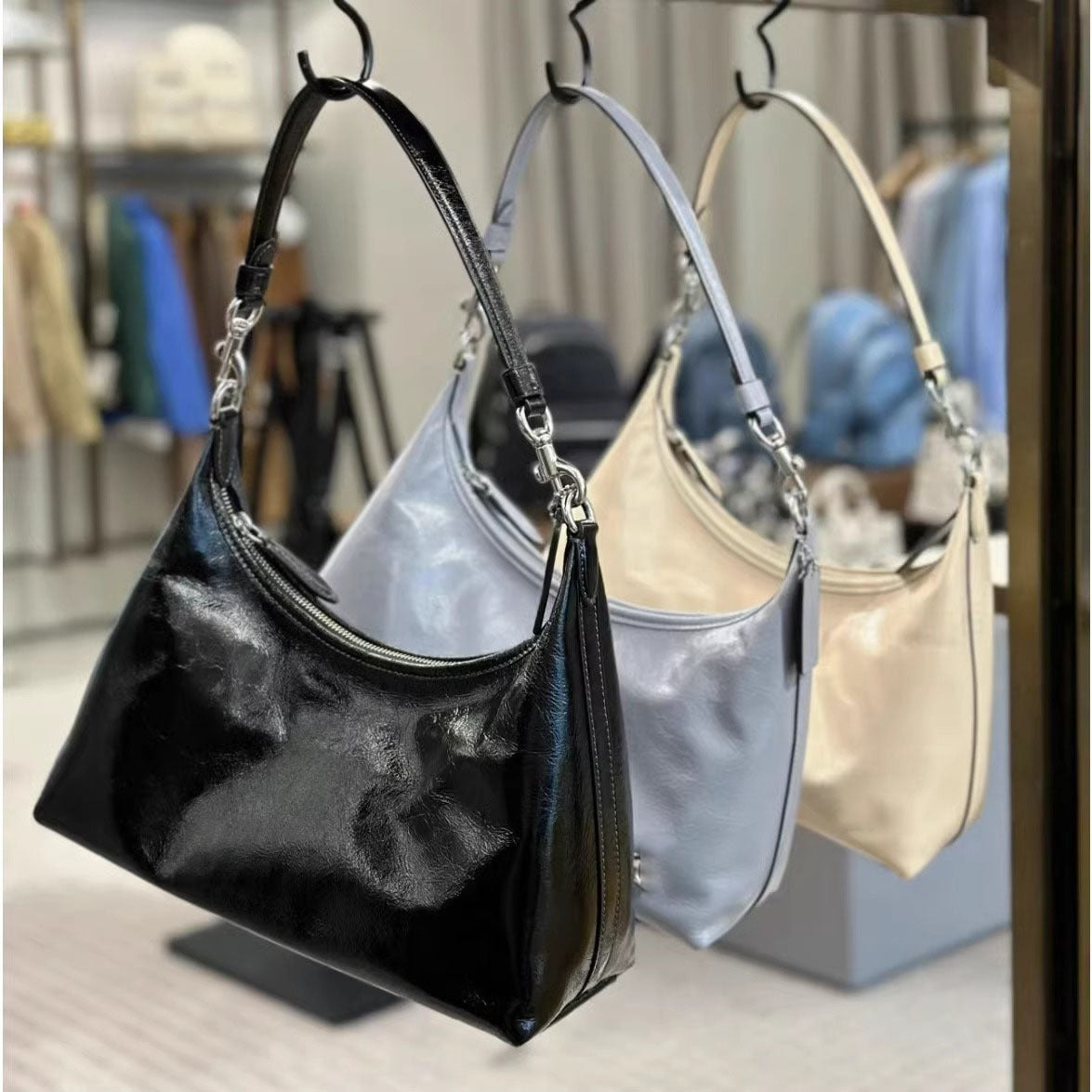 Juliet半月腋下单肩斜挎包女Hobo简约时尚百搭通勤慵懒随意辣妹包