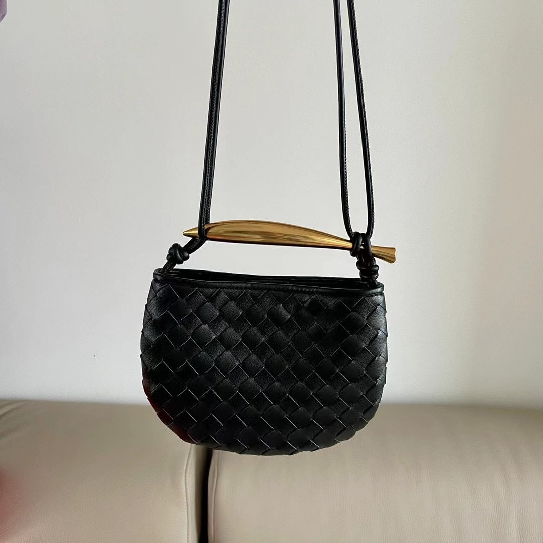 小众设计师编织新款金属手拎高级饺子包真皮牛皮休闲手提女士包包