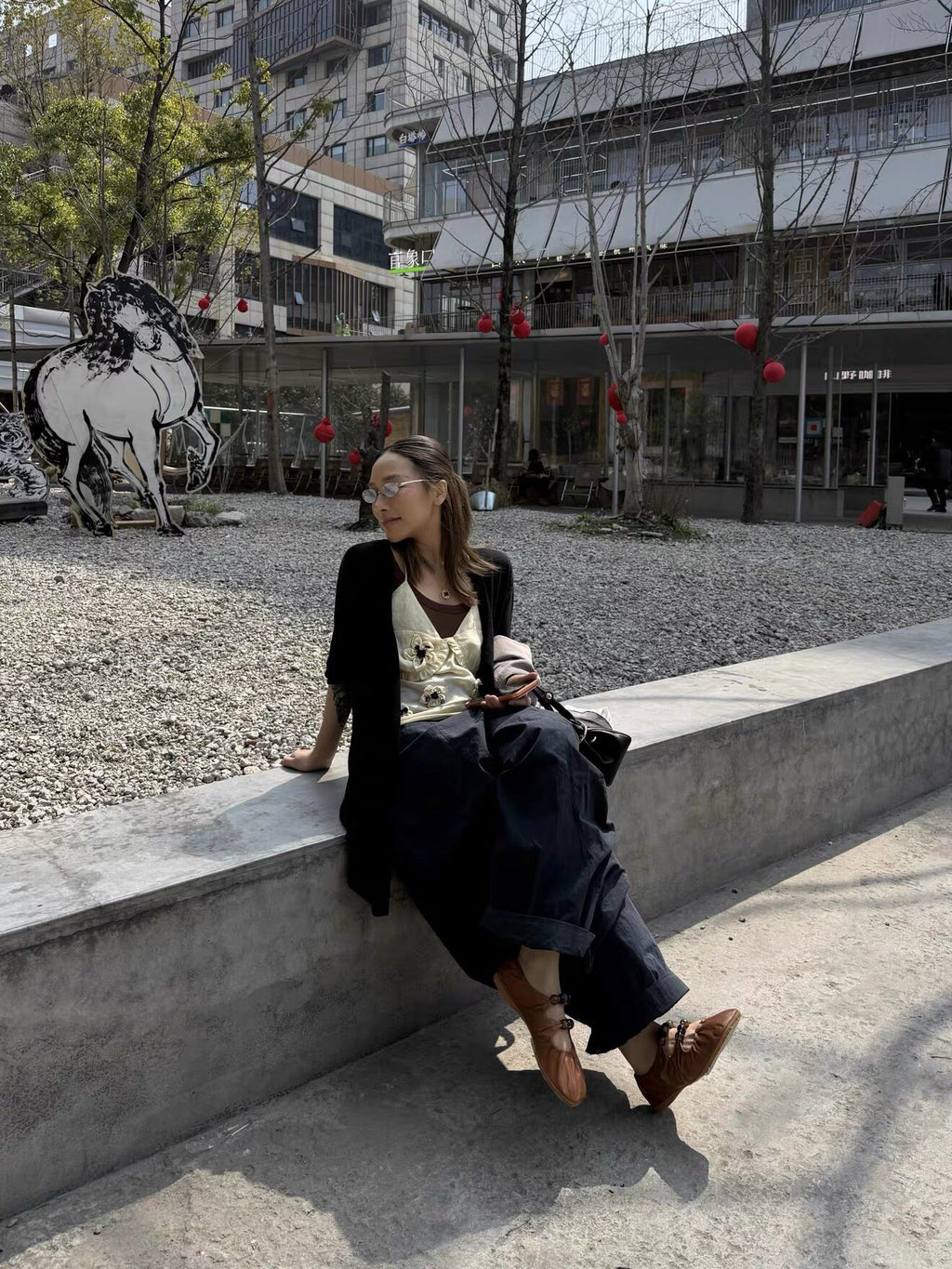 玛丽珍女鞋2025早秋新款软面软底酒红色浅口方头褶皱平底真皮单鞋