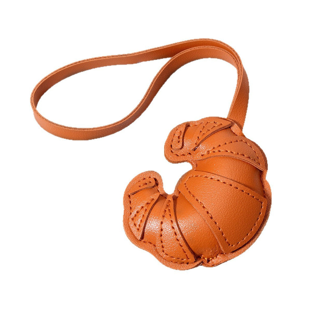 现货包挂miu系牛角包皮革小挂件包挂钥匙扣吊饰配件批发混批