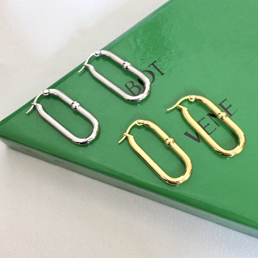 BV23新品女士CHAINS环形耳环高级感气质港风光面镀金耳扣直播供应