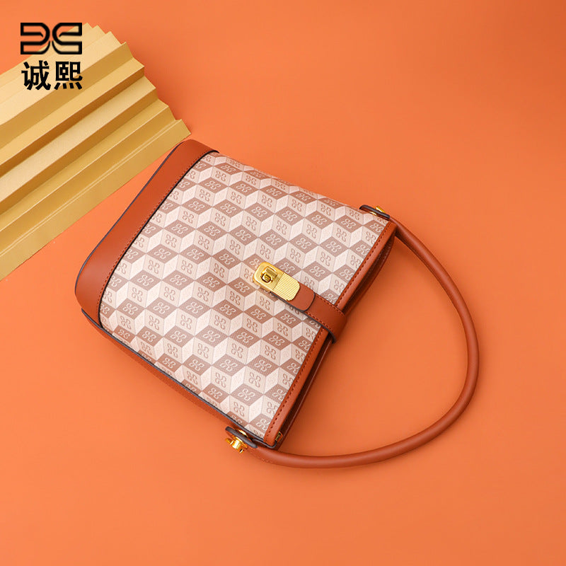 水桶包包女2025网红同款小众手提包跨境大容量拼接老花单肩斜挎包