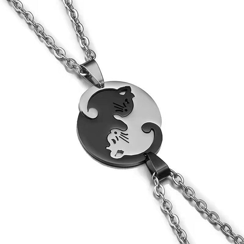 跨境创意小猫咪情侣项链恋爱猫圆形情侣拼接项链不锈钢吊坠配饰