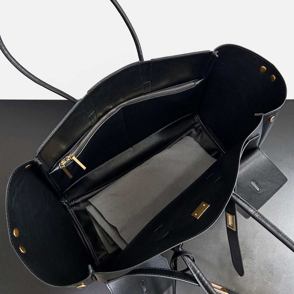 2024冬季新款锁扣托特包大容量中性机车包女头层牛皮真皮单肩包包