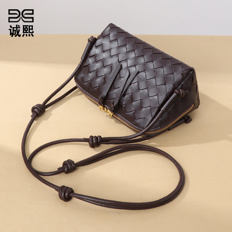 跨境新款手工编织包质感潮流百搭单肩斜挎女包时尚小众设计贝壳包