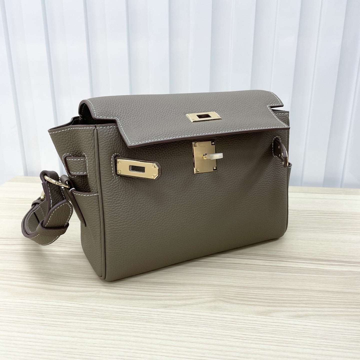 凯丽messenger邮差头层togo牛皮包百搭复古高级感单肩斜挎马鞍包