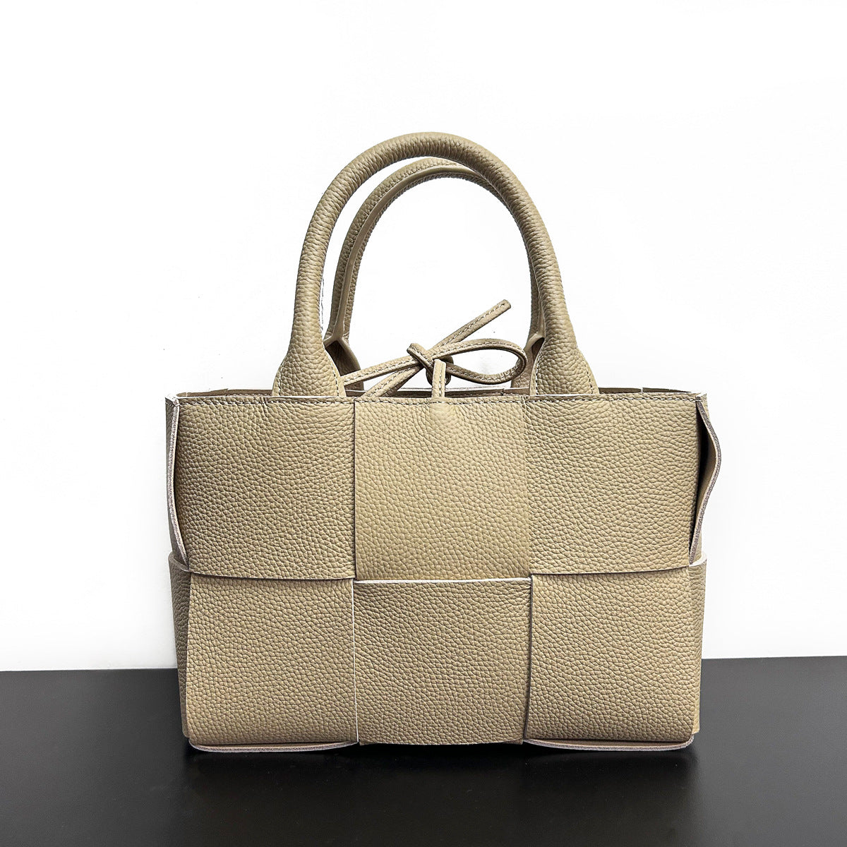 2023新款原创小众托特包大容量女包真皮编织手提包简约通勤质感包