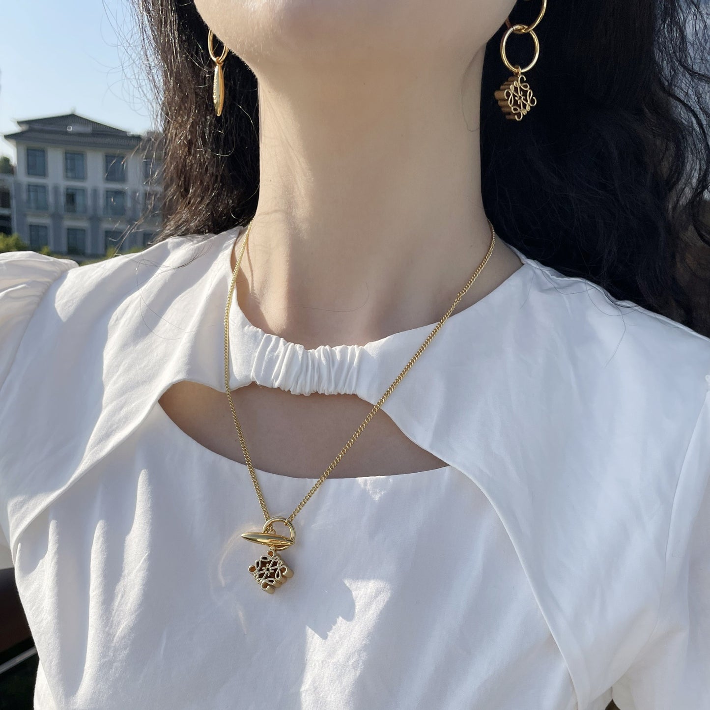 罗家新款镂空手链项链耳环气质高级感缠丝立体吊坠镂空月饼手链女