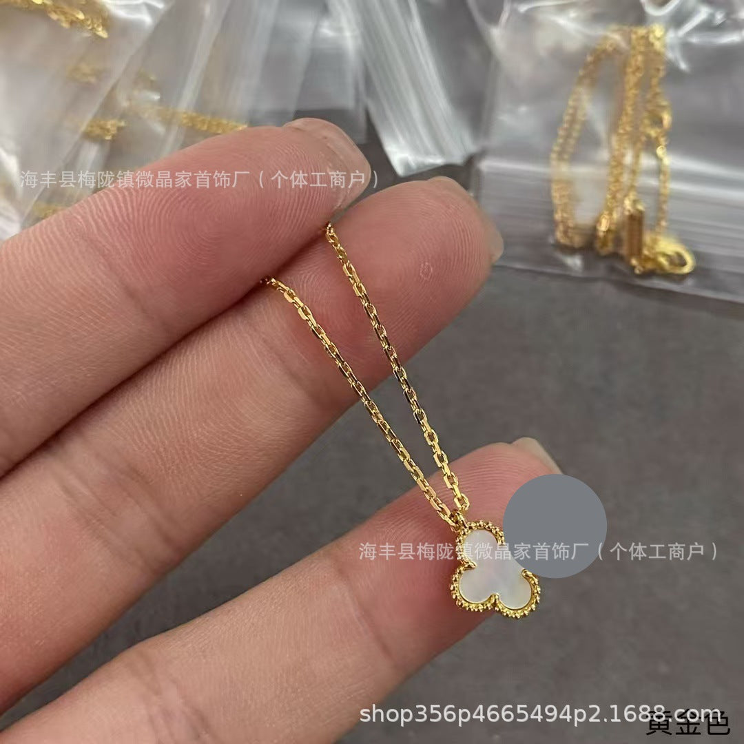 梵家高版桃心红玉髓项链小红心锁骨链时尚小而精致高品质厂家直销