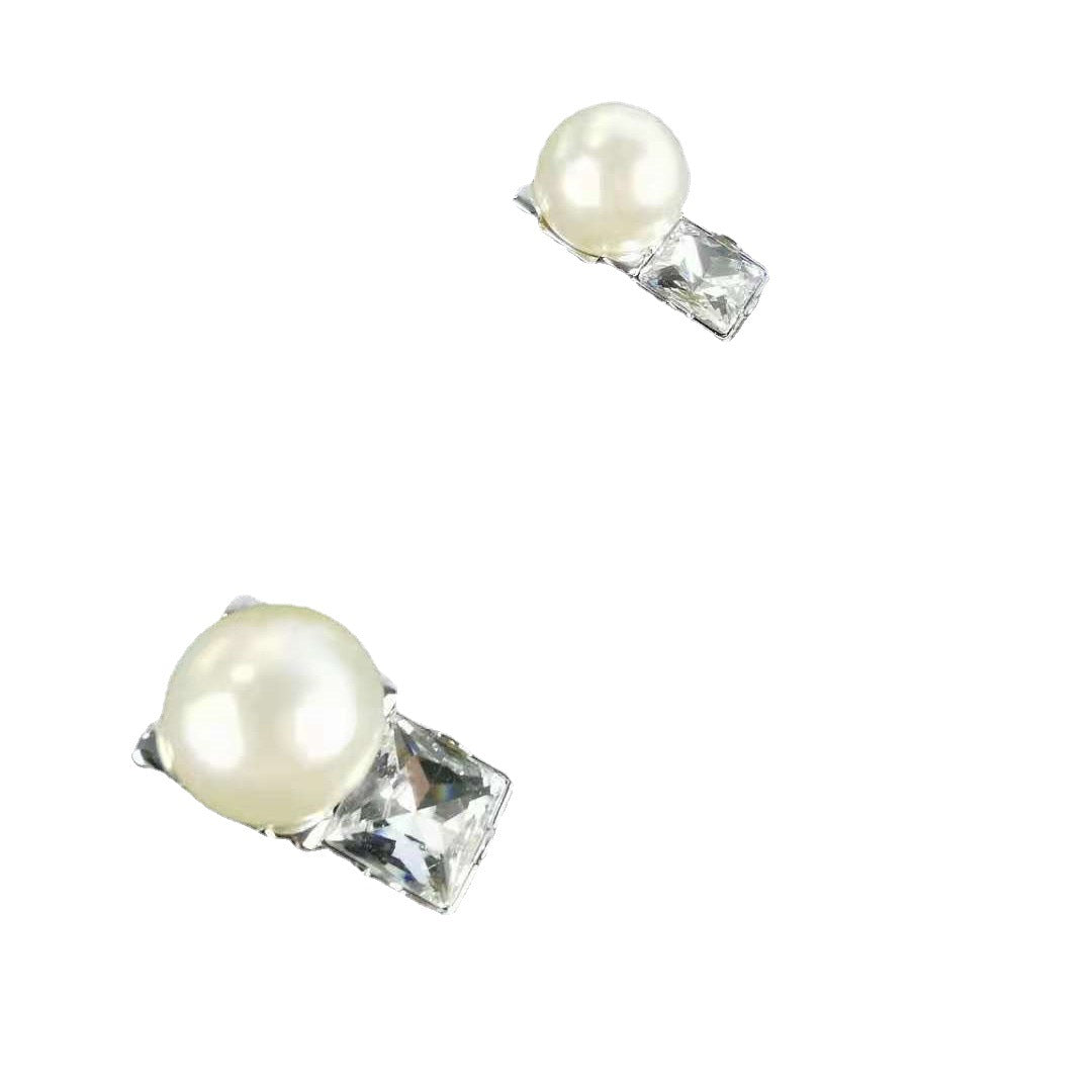 缪家新款耳环女仿水晶单钻气质复古方钻高级感甜美百搭珍珠耳钉